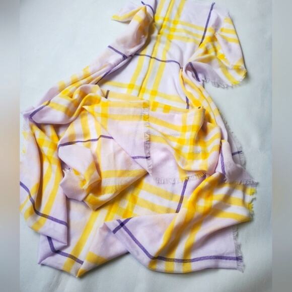 NWD$490 BURBERRY Giant Check Pattern Fringed Trim Wool Scarf - Picture 2 of 11